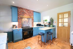 Photo 13- click for photo gallery